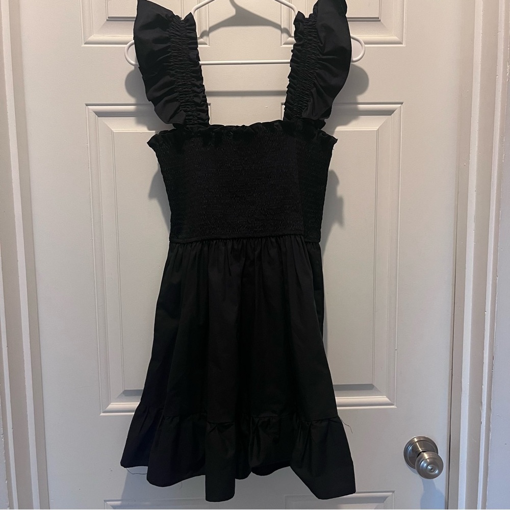 *NWT* Women’s Ruffle Strap Black Francesca’s Mini Dress